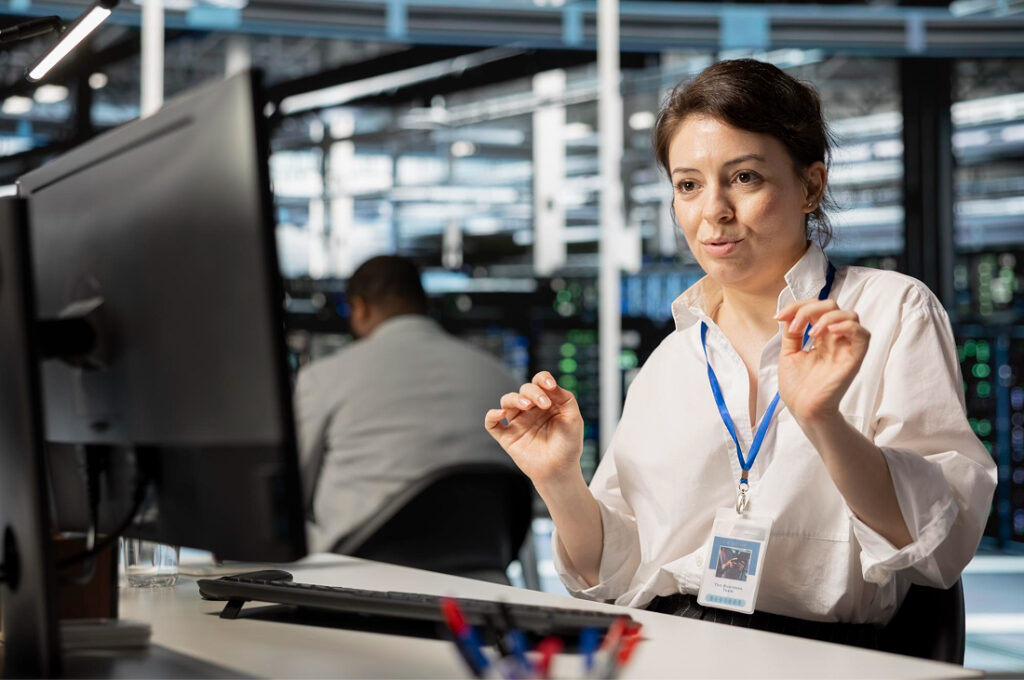 ITSM incident logging process with ticket registration in service desk system